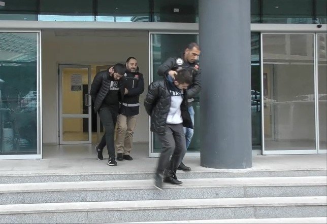 Bursa’da 6 bin ekstasy hap ele geçirildi