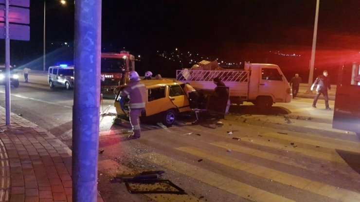Çanakkale’de trafik kazası: 2 yaralı