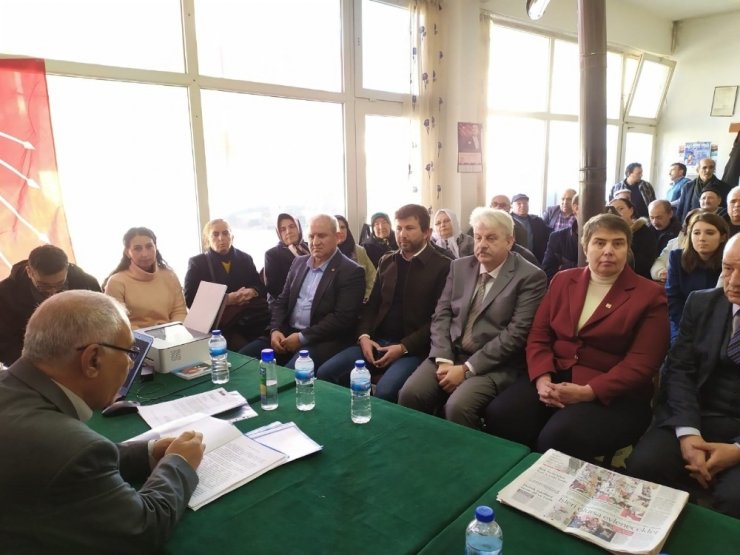 Pazarlar CHP’de Salih Çetinkaya tekrar seçildi