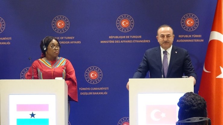 Dışişleri Bakanı Mevlüt Çavuşoğlu: “Rus dostlarımızdan beklentimiz Hafter’i bu ikna etmeleridir”