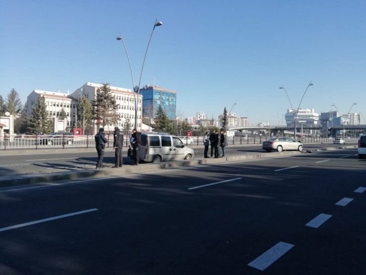 Bir anlık dalgınlığı hayatına mal oluyordu