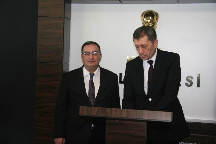 Milli Eğitim Bakanı Selçuk Kilis’te Eğitim alanlarını gezdi