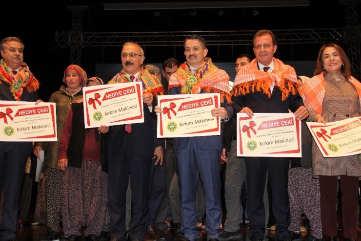 Bakan Pakdemirli’den ‘anaç keçi desteği’ müjdesi