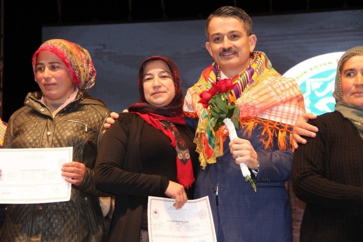 Bakan Pakdemirli’den ‘anaç keçi desteği’ müjdesi