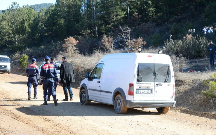 GÜNCELLEME - Uşak'ta kayıp kişinin cesedi toprağa gömülü bulundu