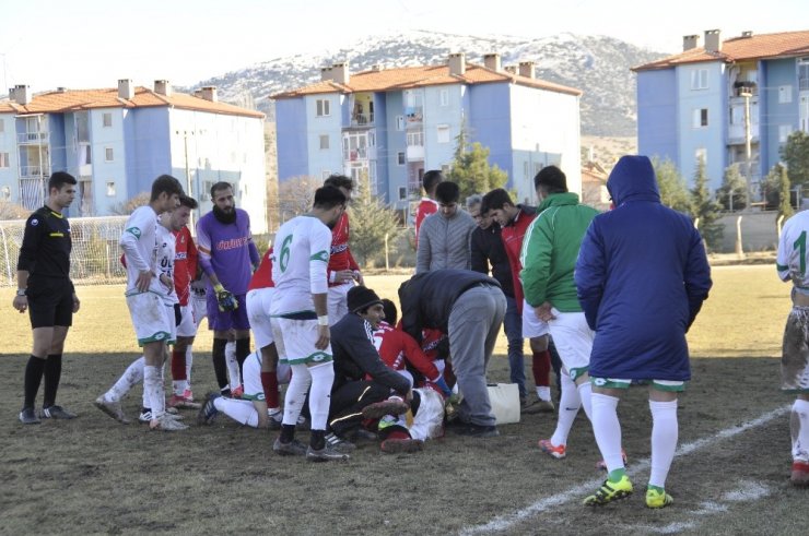 Amatör lig maçında korku dolu dakikalar