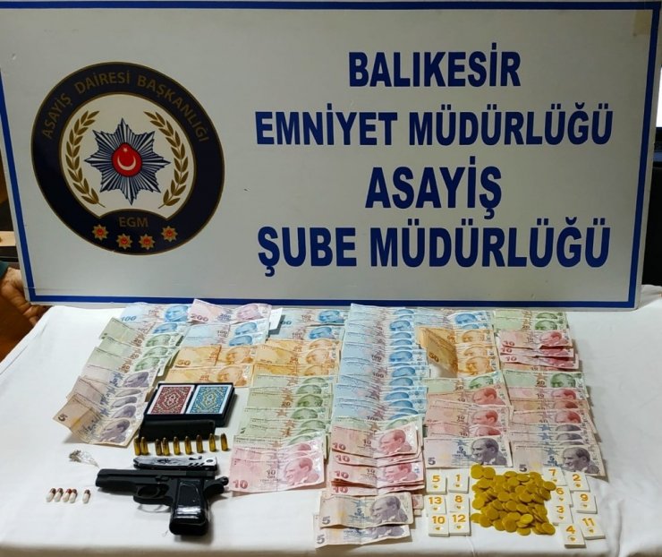 Balıkesir’de kumar operasyonu: 11 gözaltı