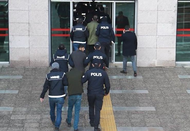 Batman’da uyuşturucu tacirlerine operasyonda 18 tutuklama