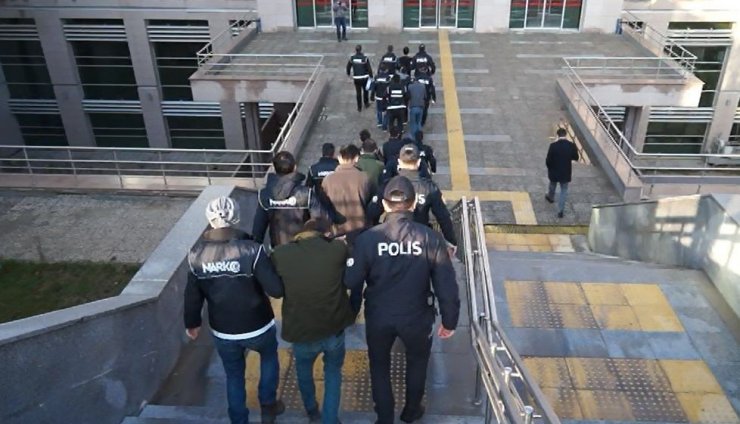 Batman’da uyuşturucu tacirlerine operasyonda 18 tutuklama