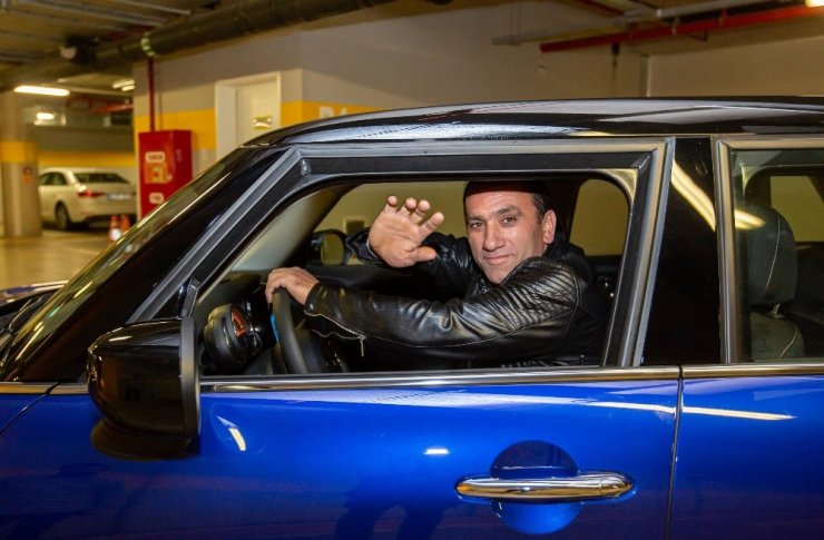 Talih 682 bin kişi arasından inşaat işçisine güldü