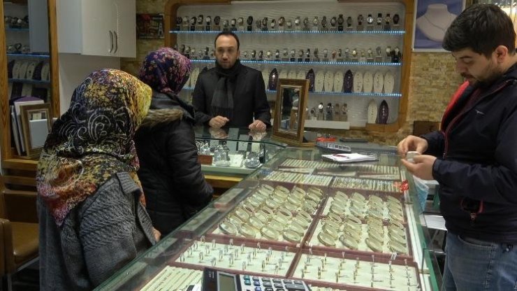 ABD ile İran arasındaki gerilimin azalması altının ateşini söndürdü