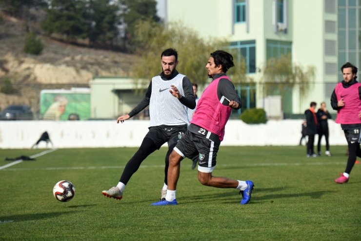 Denizlispor’da kupa hazırlıkları başladı