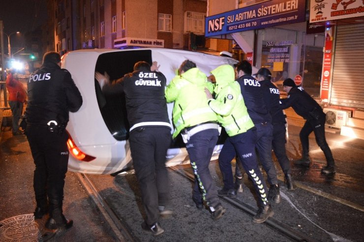 Dur ihtarına uymayarak kaçan otomobil takla atarak durabildi