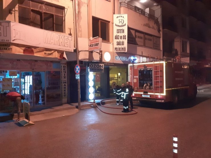 Samandağ’da ev yangını korkuttu