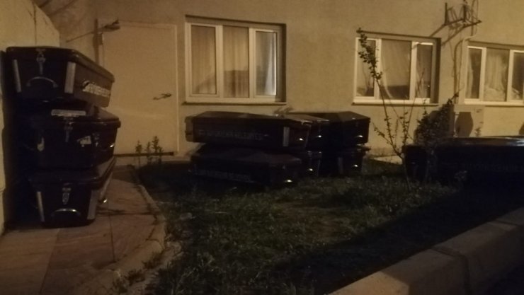 Çeşme’de kaçakları taşıyan tekne battı: 8’i çocuk 11 ölü