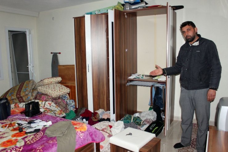 Evine hırsız girdi, komşularına isyan etti
