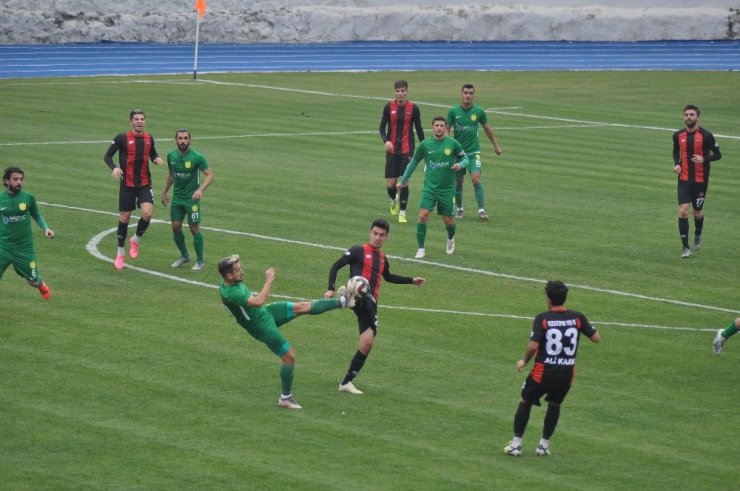 TFF 3. Lig: Osmaniyespor FK: 0 - Yozgatspor 1959 FK: 0