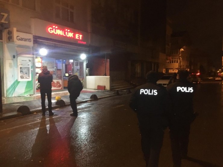 Sultanbeyli’de 3 ATM ateşe verildi
