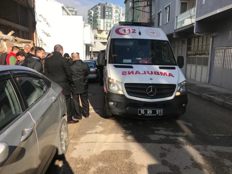 Bursa’da tartıştığı kadını tabancayla rehin aldı