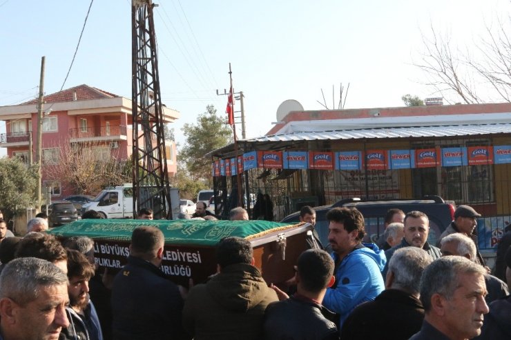 Denizli’de 3 kişiyi öldürüp intihar eden şahıs toprağa verildi