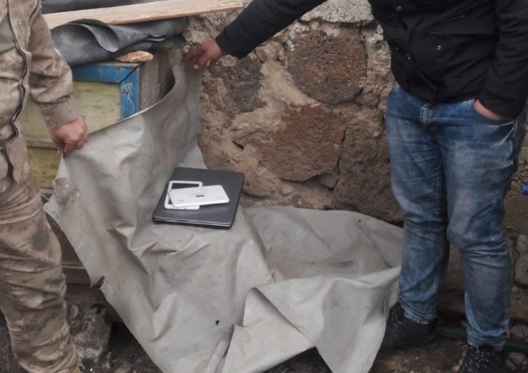 Hırsızlık şüphelisini jandarma yakaladı