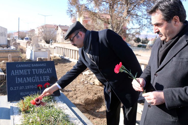 Vali Yardımcısı İmamgiller, mezarı başında anıldı