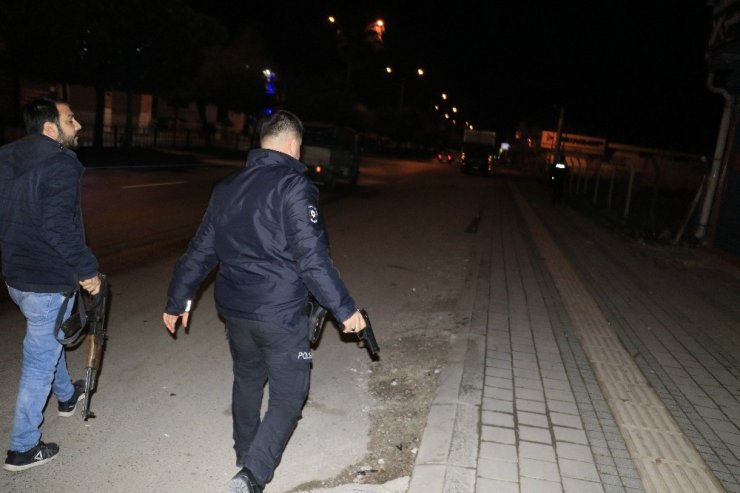 Adana’da bankaya giren hırsız polisten kaçamadı