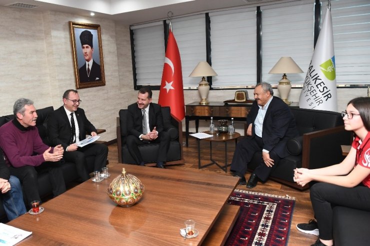 Başkan Yılmaz Balıkesirli milli sporcuyu ağırladı