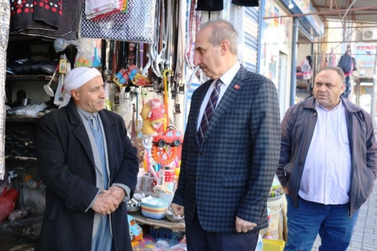Başkan Yalçınkaya mesaiye esnaf ziyaretleriyle başladı
