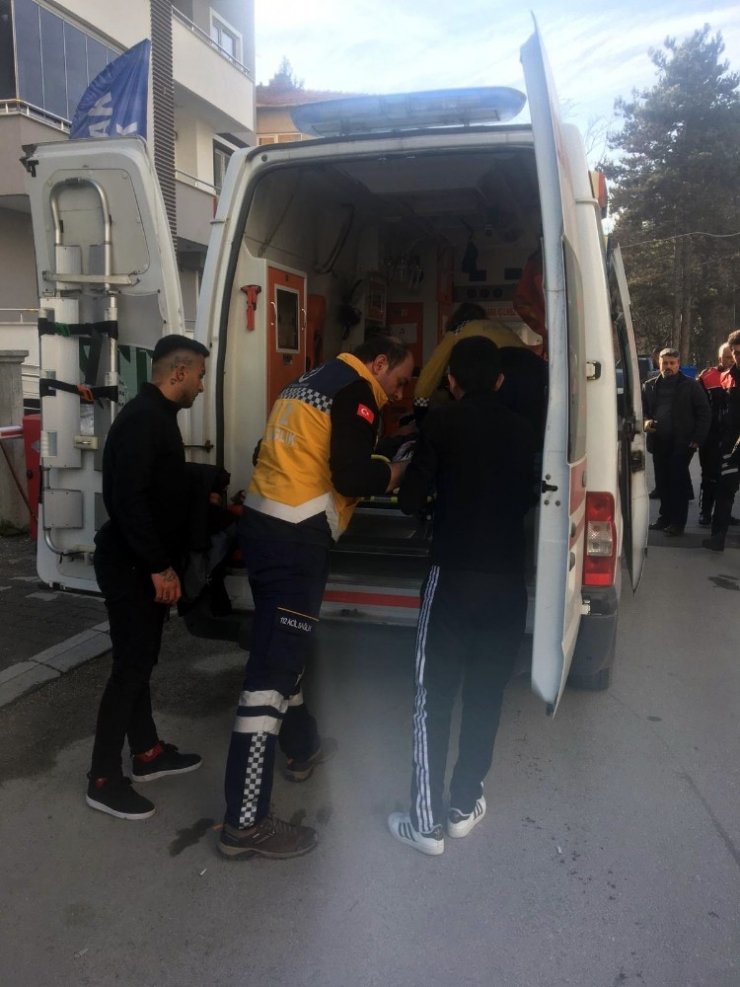 Bolu’da bıçaklı kavga: 1 yaralı
