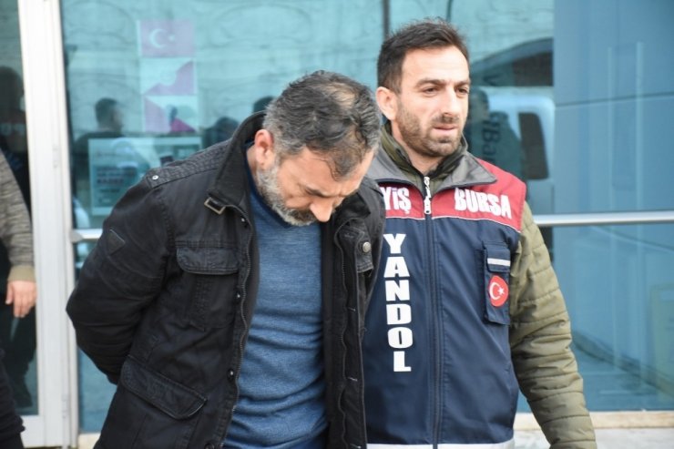 Bursa’da sahte polisler tutuklandı
