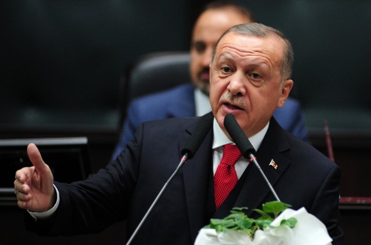 Cumhurbaşkanı Erdoğan, kürsüyü şehit Mehmet Şirin Demir’in kızına bıraktı