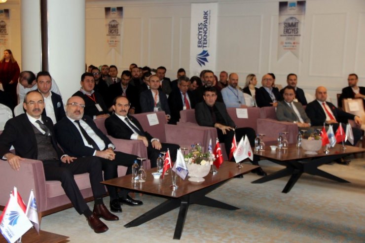 Melek yatırımcılar Summit Erciyes Geleceğe Yatırım Yapanlar Zirvesi’nde buluştu