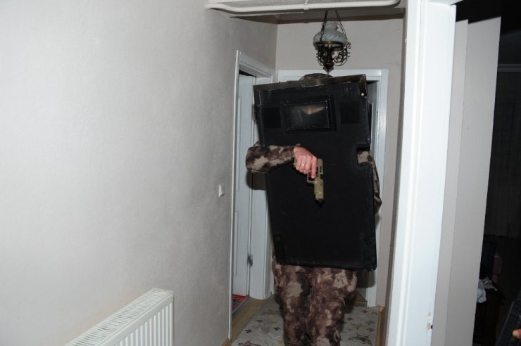 Kocaeli’de aranan 28 suçlu yakalandı