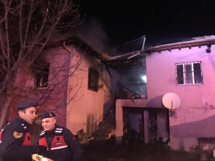 Niğde’de yangın: 4 ölü 3 yaralı