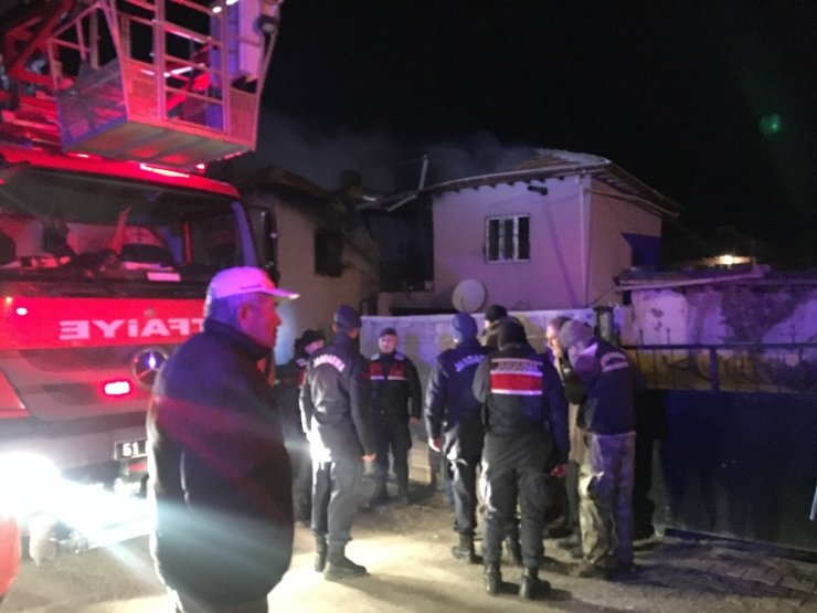 Niğde’de yangın: 4 ölü 3 yaralı