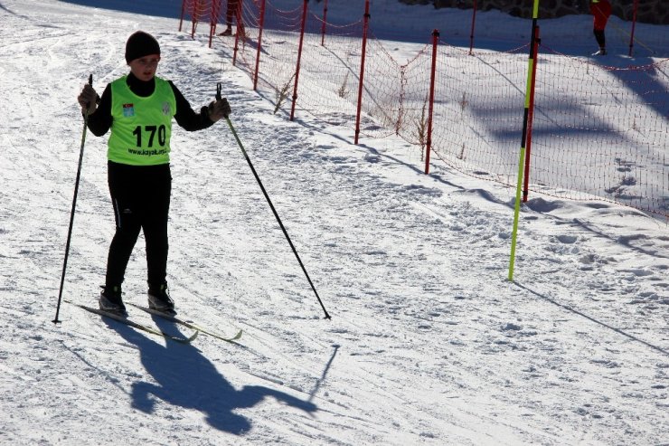 Özel Sporcular Türkiye Kayak Şampiyonası Erzurum’da düzenlendi
