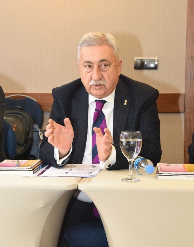 Palandöken: “Dünyanın her yerinde çocuk çocuktur”