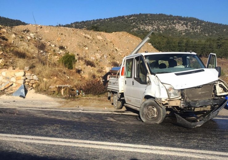 Kavaklıdere’de kaza: 3 yaralı