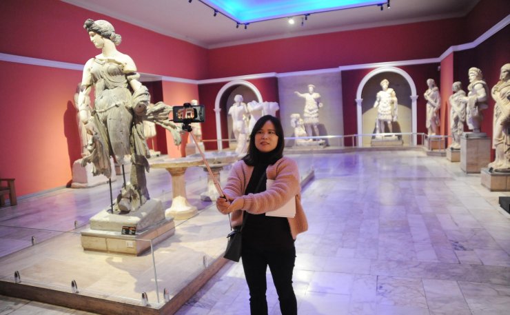 Antalya Müzesi'nde "Müzede Selfie Günü" etkinliği yapıldı