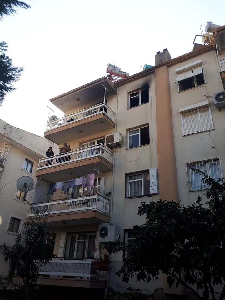 Söke’de ev yangını