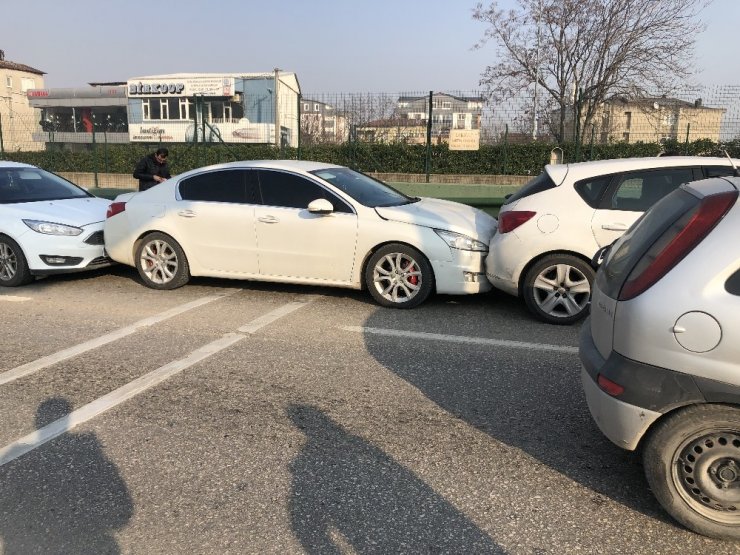 Bursa’da trafiği kilitleyen kaza