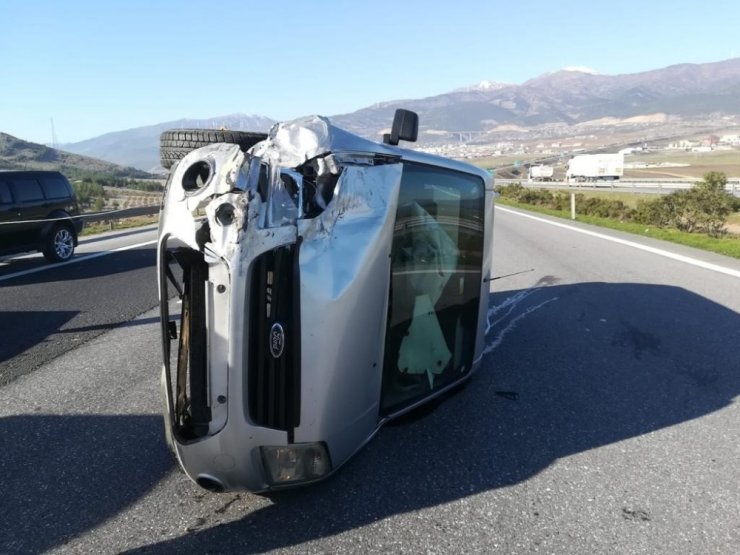 Gaziantep’te 3 aracın karıştığı kazada 1 kişi yaralandı