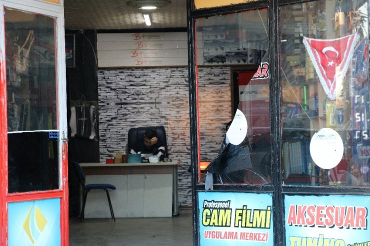 Bilgisayar hırsızı kamerada