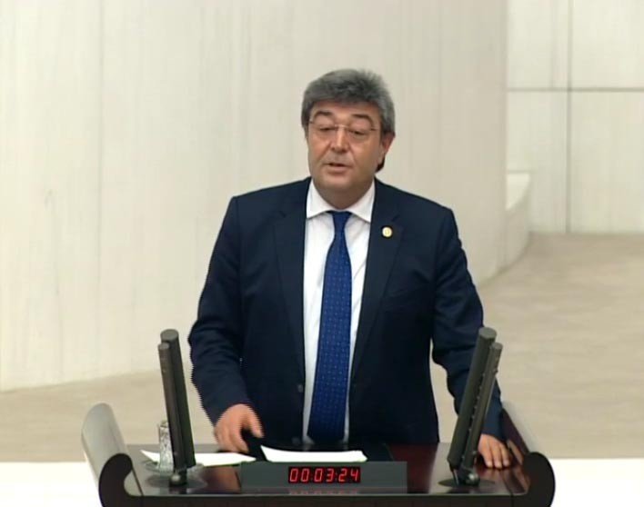 Dursun Ataş: “İşçilerin hak ettiği ücret artışlarını yapın”