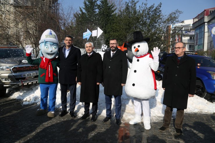 "KarFest"in tanıtımı için iki kamyon kar getirildi