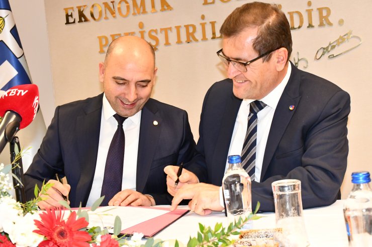 Kayseri ile Çorum'un ticaret borsaları kardeş oldu