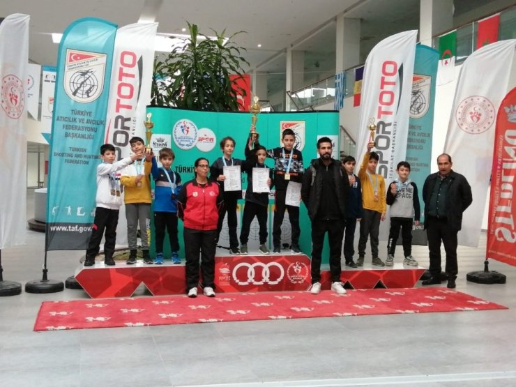 Aydınlı sporcular kendi rekorlarını kırdı