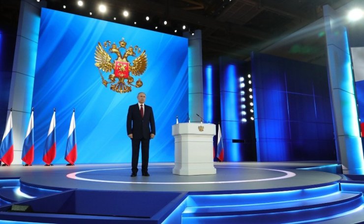Putin, anayasa değişikliği için referandum talep etti