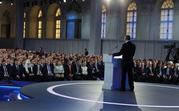 Putin, anayasa değişikliği için referandum talep etti